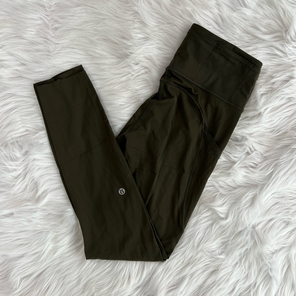 Lululemon yoga pants olive green Size 6